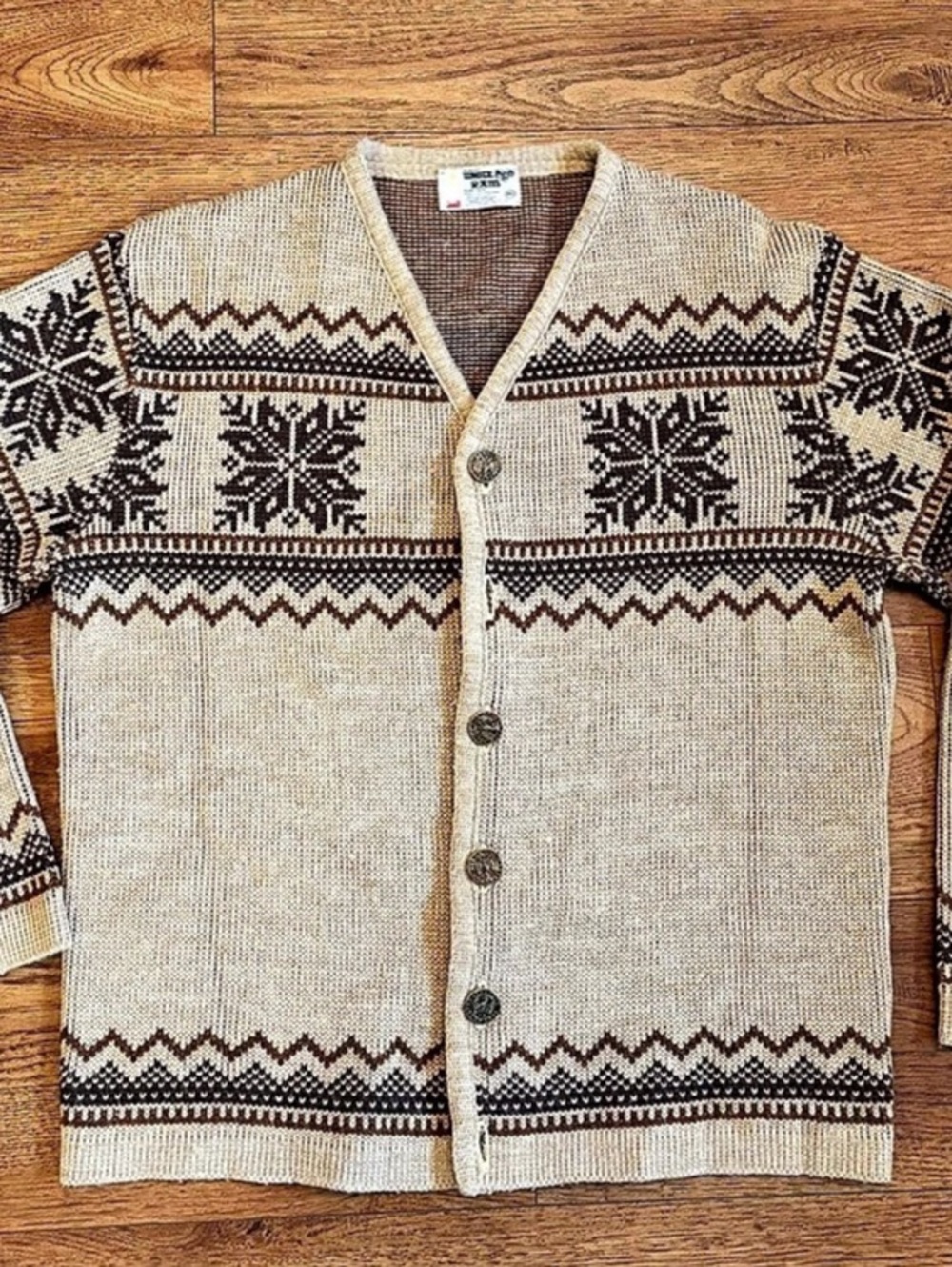 White Ram Ramtuk Geometric Knit Cardigan Big Lebowski